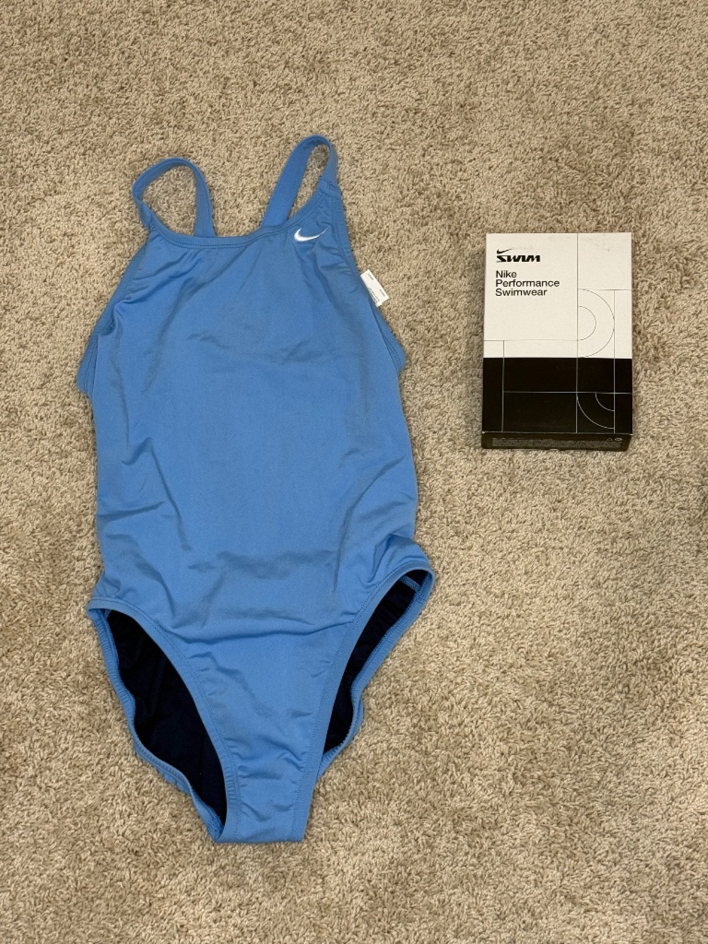 Nike Women’s HydraStrong Fastback One Piece Swimsuit Blue Size 32 NWT
